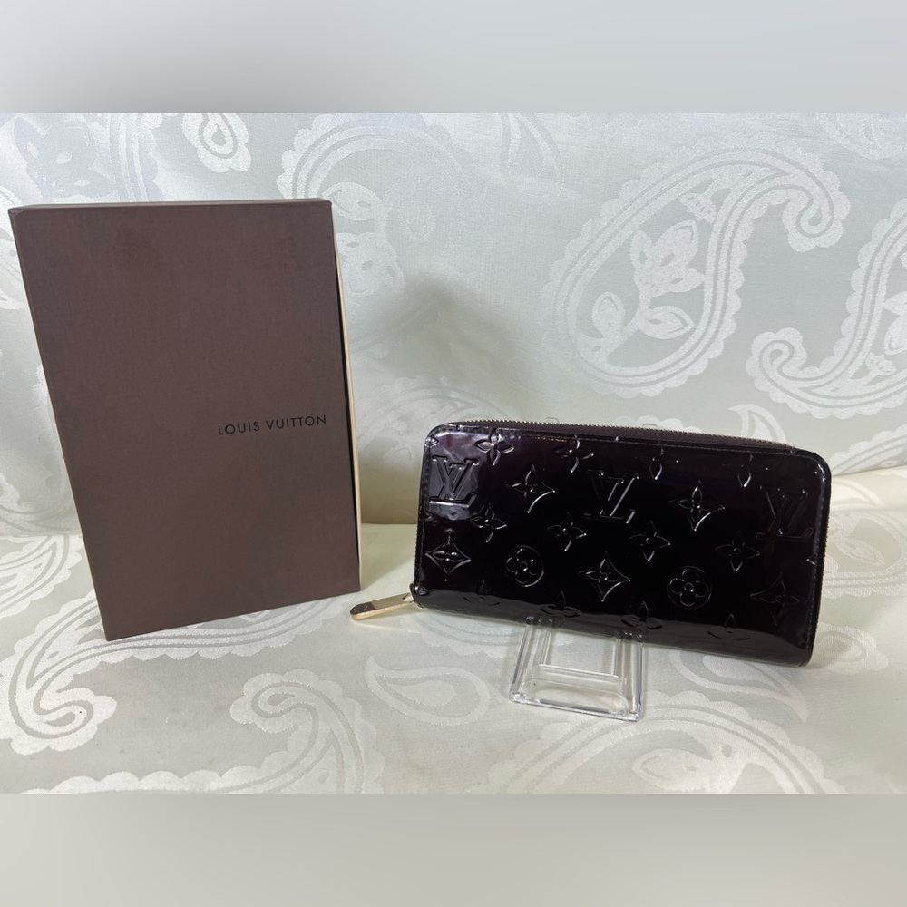 Louis Vuitton Vernis Zippy Wallet Amarante Patent Leather w/ Box